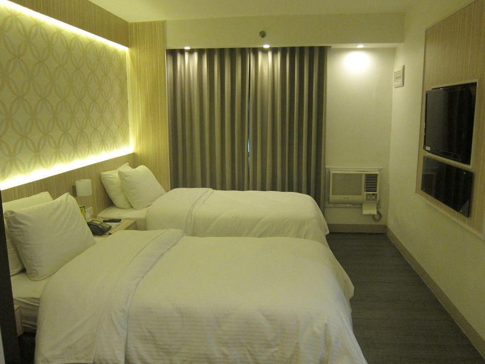 Hotel The Charter House Makati City Exterior foto