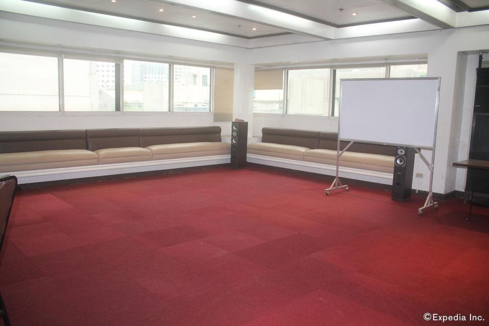 Hotel The Charter House Makati City Exterior foto
