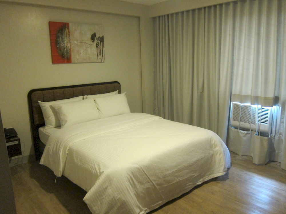 Hotel The Charter House Makati City Exterior foto