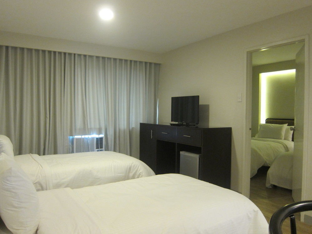 Hotel The Charter House Makati City Exterior foto